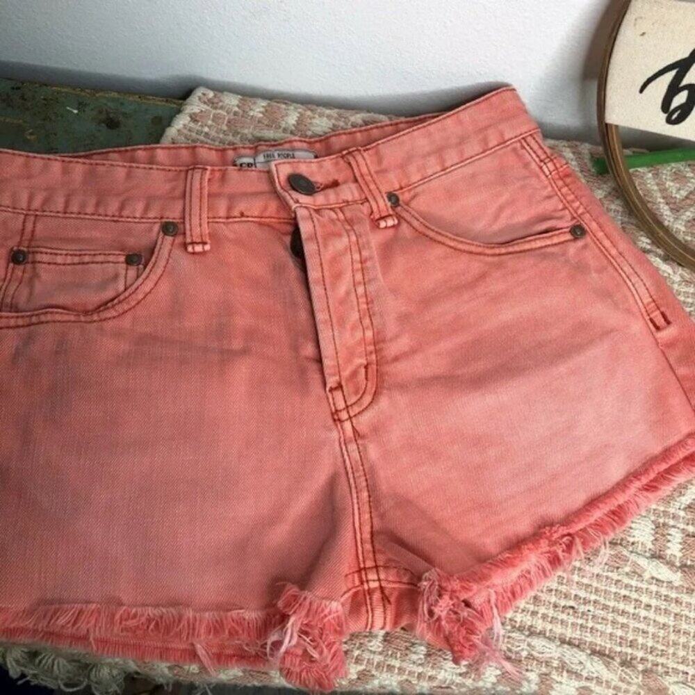 #26 Free People soft Peach shorts (Size 27)